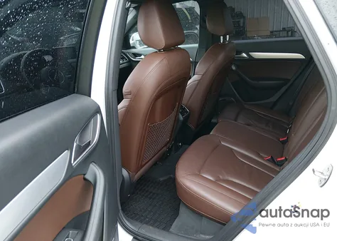 2018 Audi Q3 2.0T Premium/2.0T Sport Premium z USA, uszkodzony, nr VIN WA1HCCFS5JR008462